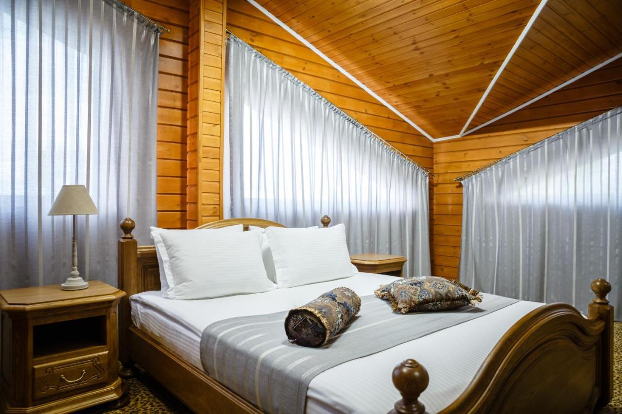 Guest House Chalet Taraz Extérieur photo