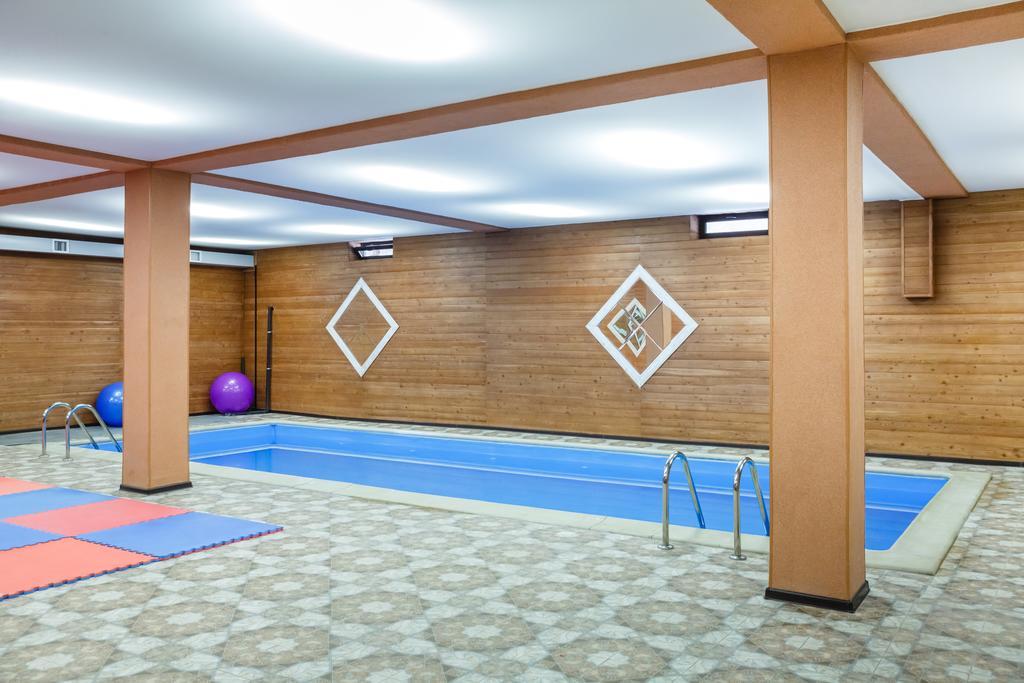 Guest House Chalet Taraz Extérieur photo